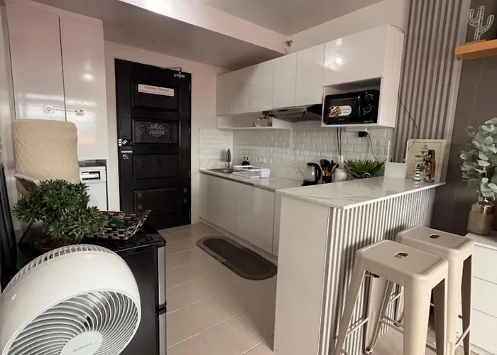 Near Mactan Airport, Pool, Fast Wifi, Netflix & Lapu-Lapu City